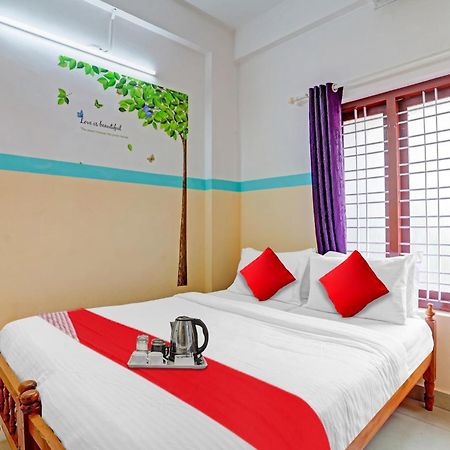 Spot On The New View Regency Hotel Thiruvananthapuram Exterior photo