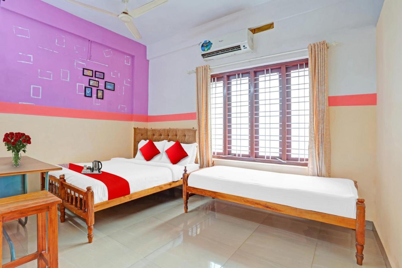 Spot On The New View Regency Hotel Thiruvananthapuram Exterior photo