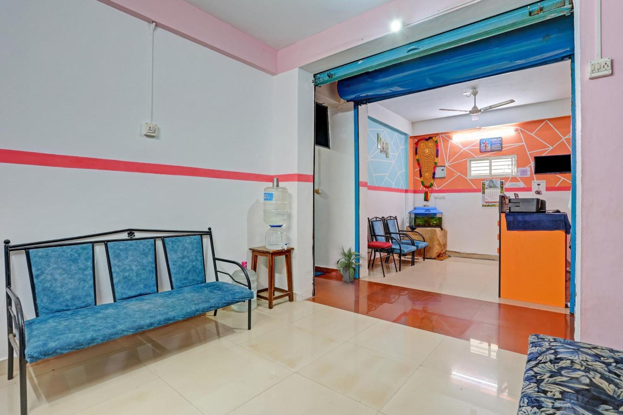 Spot On The New View Regency Hotel Thiruvananthapuram Exterior photo
